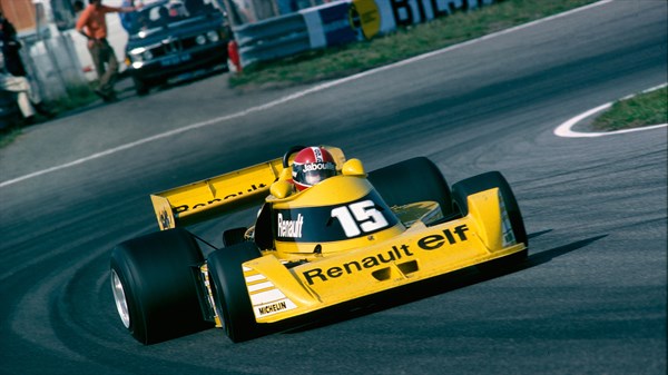 Renault Formula E on the racetrack